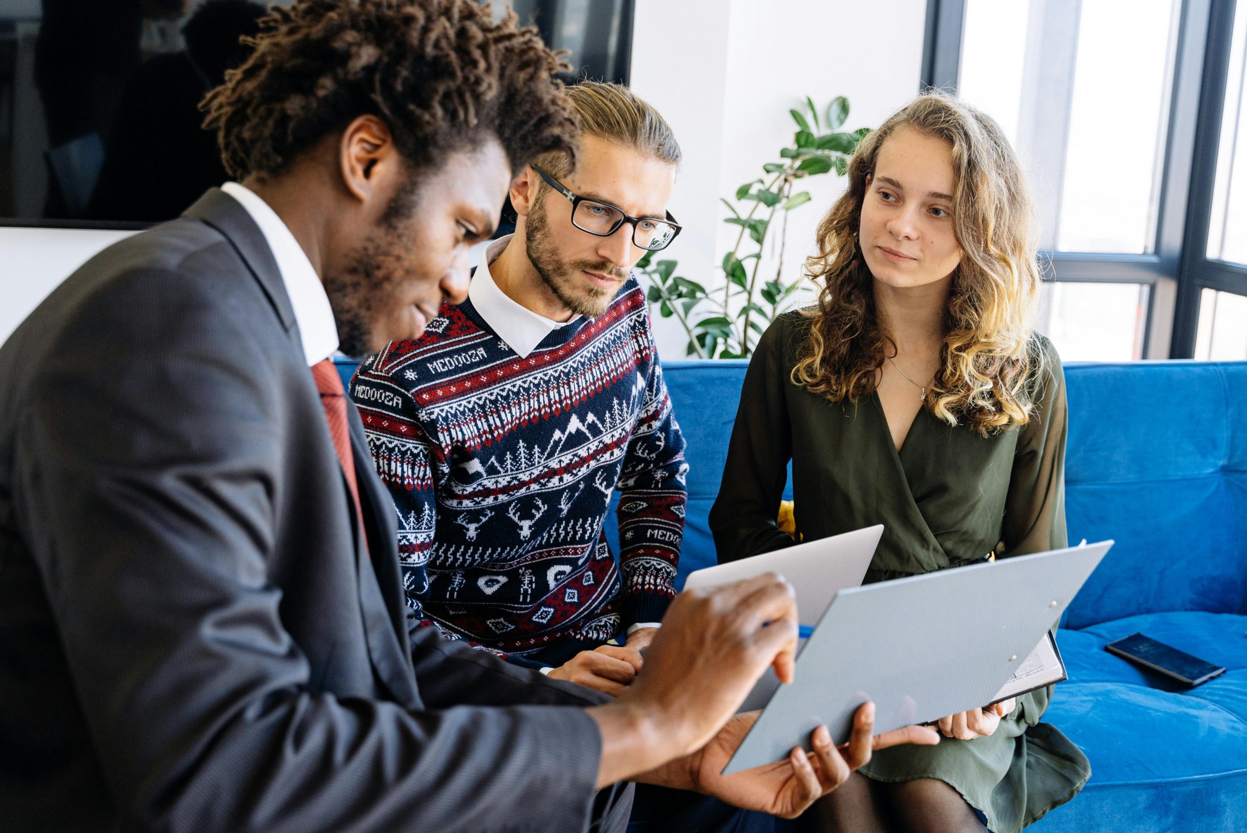 How to Build Credit Fast in the USA: The Ultimate Guide for Beginners